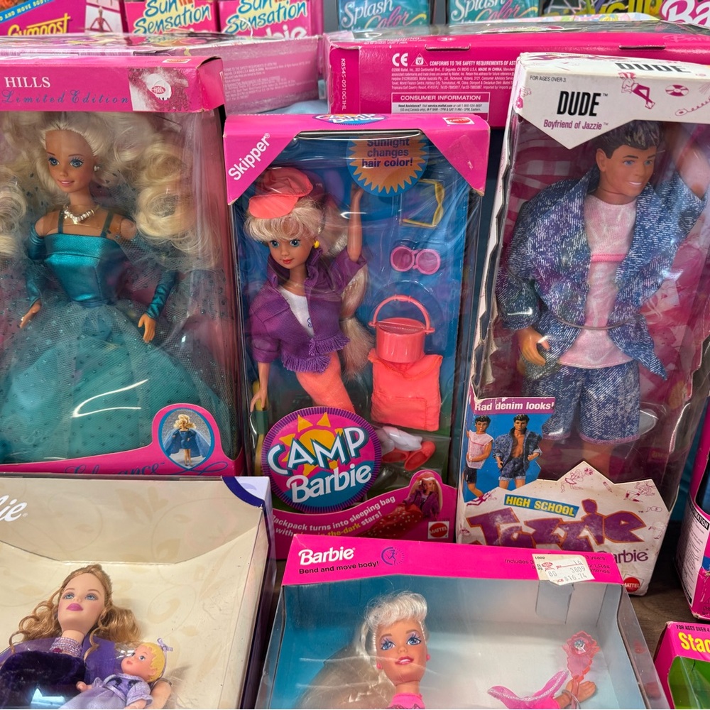 🩷🤩Massive LOT! NIB. Barbie Dolls with varying prices. You pick! - Picture 4 of 14